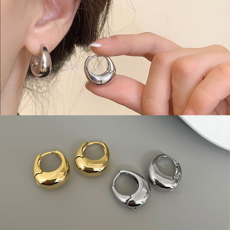 European And American Oval Metallic Ring Earrings Female Niche Design High-grade Sense Cold Style Ear Ring Minimalist All-match Earrings